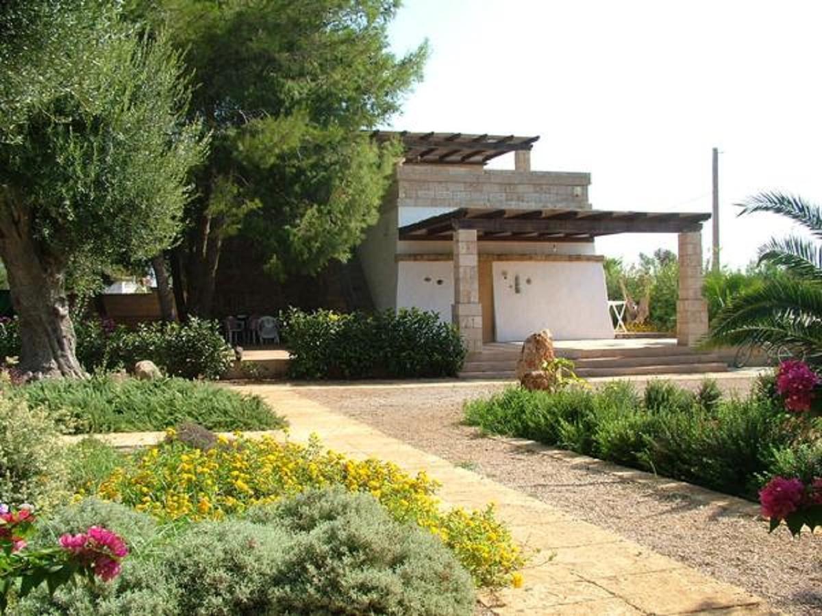 Villa Urania トッレ・サン・ジョヴァンニ・ウジェント エクステリア 写真