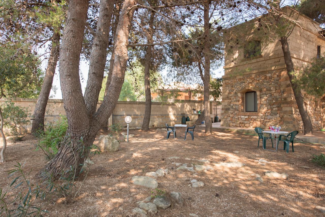 Villa Urania トッレ・サン・ジョヴァンニ・ウジェント エクステリア 写真